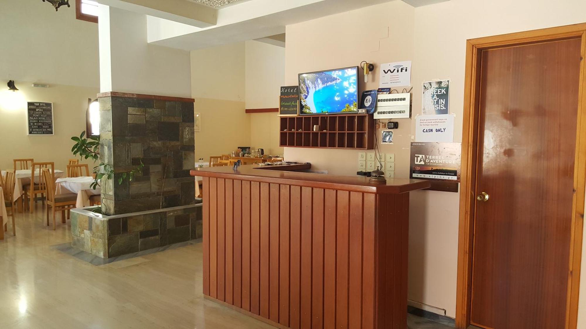 Ξενοδοχείο Μουστάκης Αγία Ευφημία Εξωτερικό φωτογραφία