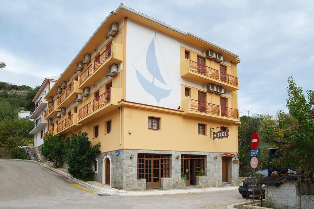 Ξενοδοχείο Μουστάκης Αγία Ευφημία Δωμάτιο φωτογραφία